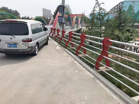 防撞护栏案例